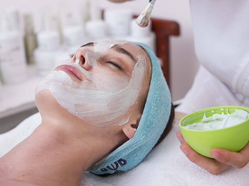 Can Red Light Therapy for Acne - Skifir